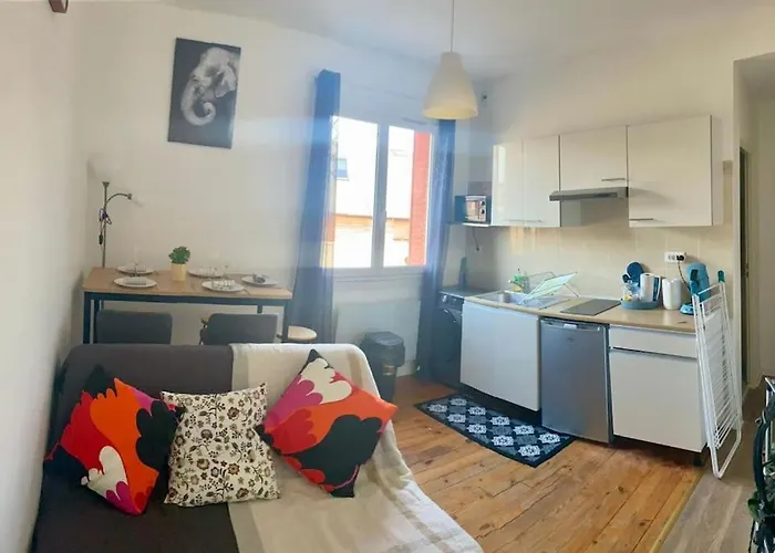 Le Jean Perrot Rent4night *