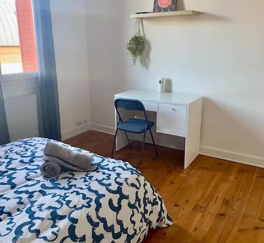 Le Jean Perrot Rent4night *